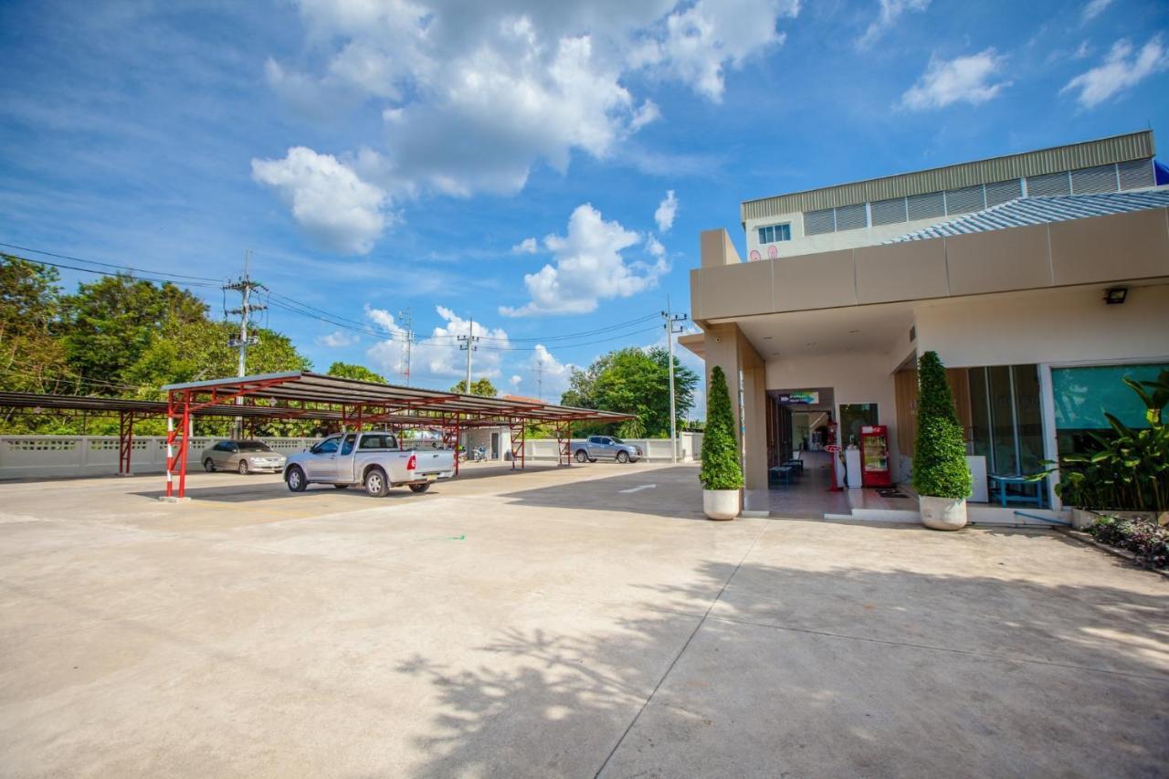 Irabbit Hotel Prachinburi Ngoại thất bức ảnh